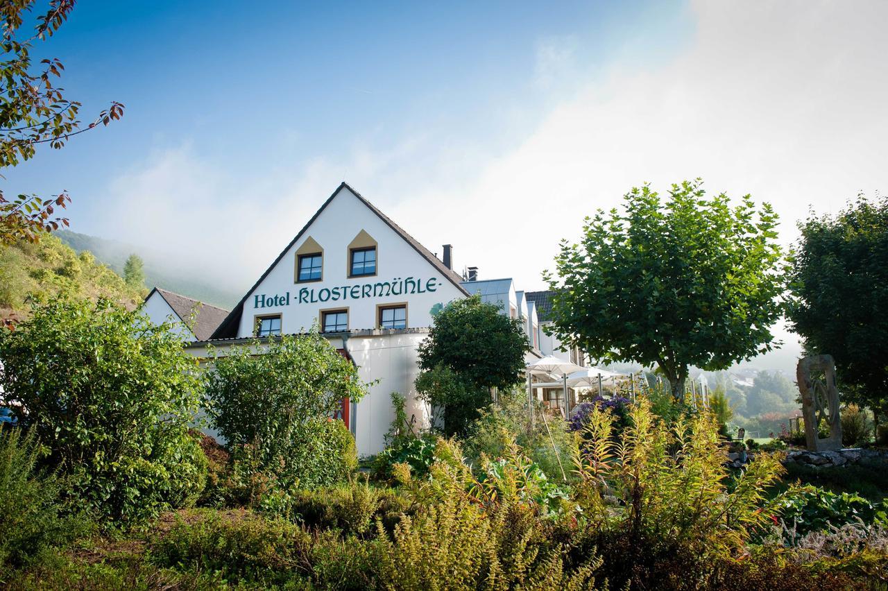Weinhotel Restaurant Klostermuehle Ockfen 外观 照片